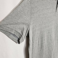 G.H. Bass Co Men’s T Shirt Large Gray 2 Button Short Sleeve Casual Crew Neck