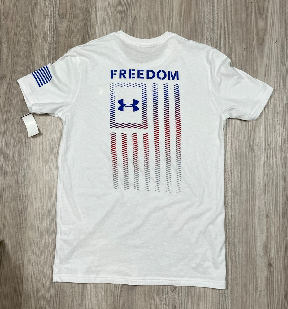 Under Armour Men’s UA Freedom Flag Athletic Short Sleeve Shirt White NWOT Size S