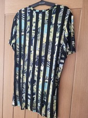 Bruno Banani Tribal / Jungle Colourful Graphic T-Shirt / Top – Size Medium