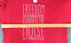 NWT Undercover x GU Jun Takahashi Freedom Noise Red T-Shirt Size XL