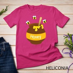 Honey Pot Cute Bee Buzzing Beehive Flying Funny Beekeeping Unisex T-shirt