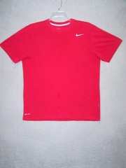 Nike Shirt Adult Large Red Swoosh Logo Athletic Outdoor Sports Dri Fit Mens