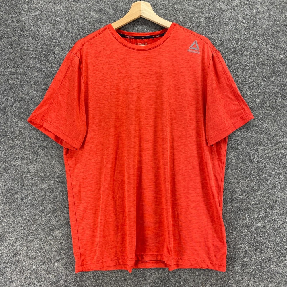 Reebok T-Shirt Men M Red Crew Neck Short Sleeve Pullover Regular Fit