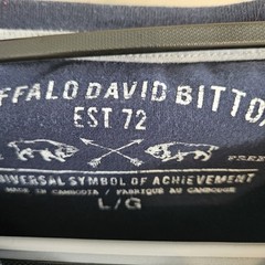 Buffalo By: David Bitton Men’s Large Tshirt Logo On Left Sleeve