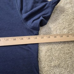 LL Bean Merino Wool Top Mens Medium Slightly Fitted Base Layer Shirt Camp Ski