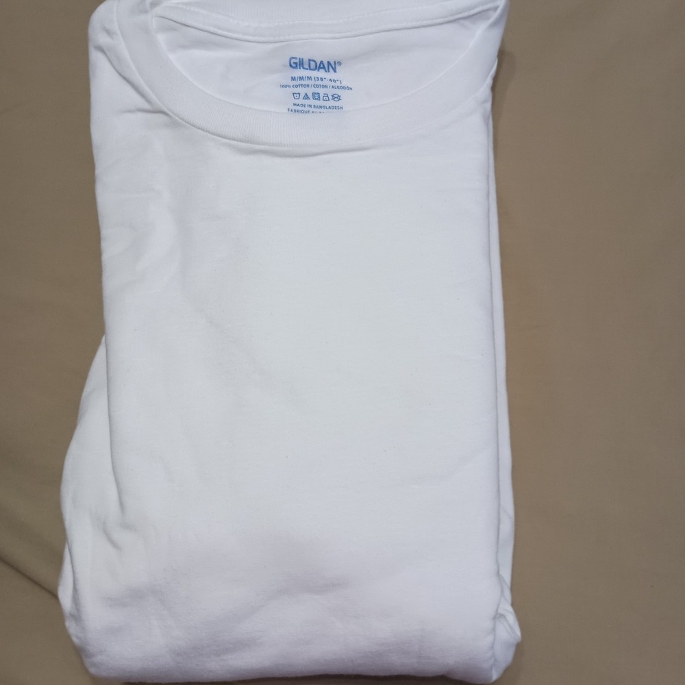 Gildan Tagless Lay Flat Collar Medium White T Shirts – 6