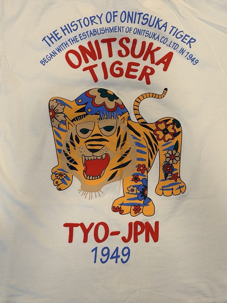 Onitsuka Tiger Oversized Graphic T-Shirt Unisex Lifestyle Tee Top 2183B561-400