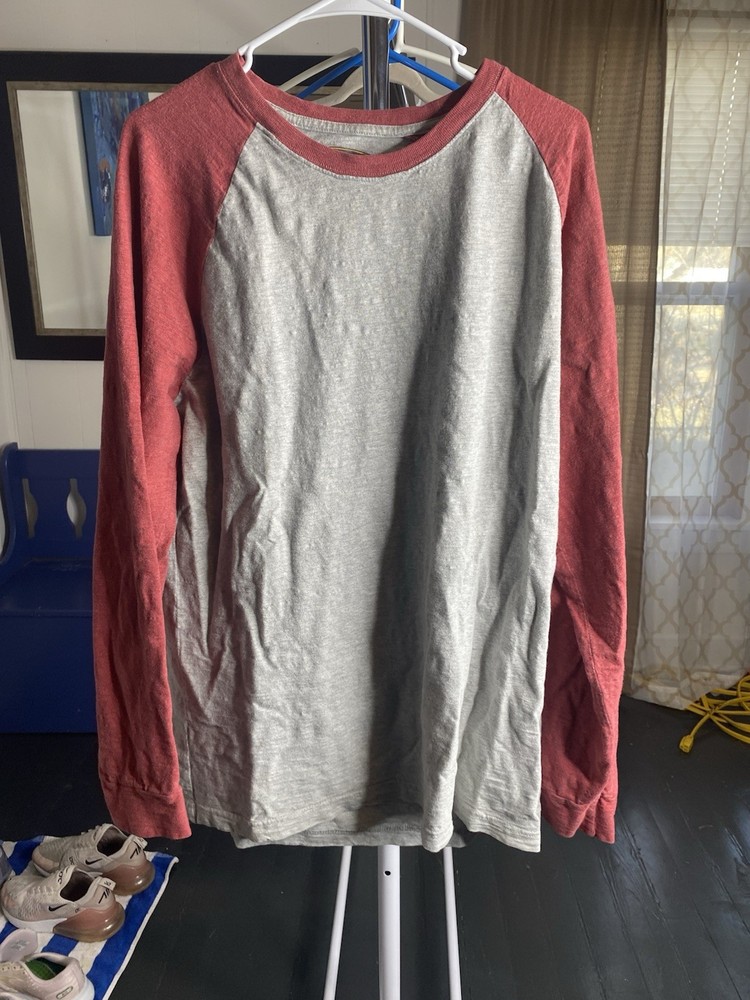 grey The Foundry Supply Co. men’s shirt in size LT (Large Tall) and 100% cotton