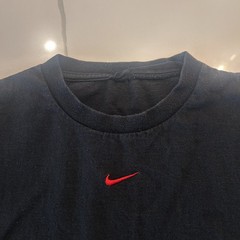 Vintage 90s /Y2K Nike Embroidered Centre Swoosh T-Shirt No Tag. XL