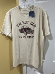 Life Is Good ‘I’m Not Old, I’m Classic’ Holiday Men’s Crusher T-Shirt Medium NWT