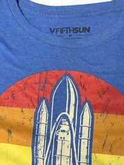 NASA Rocket Space T-Shirt Short Sleeve Size Adult Medium Soft Comfortable Shirt