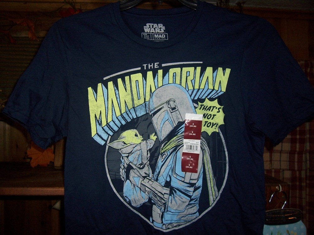 STAR WARS MENS T SHIRT SIZE SMALL 34-36 BLUE THE MANDALORIAN SHORT SLEEVE NEW
