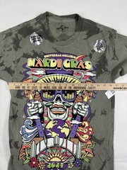 Universal Studios Orlando Mardi Gras Tshirt 2024 Mushrooms Skull Black Light NWT