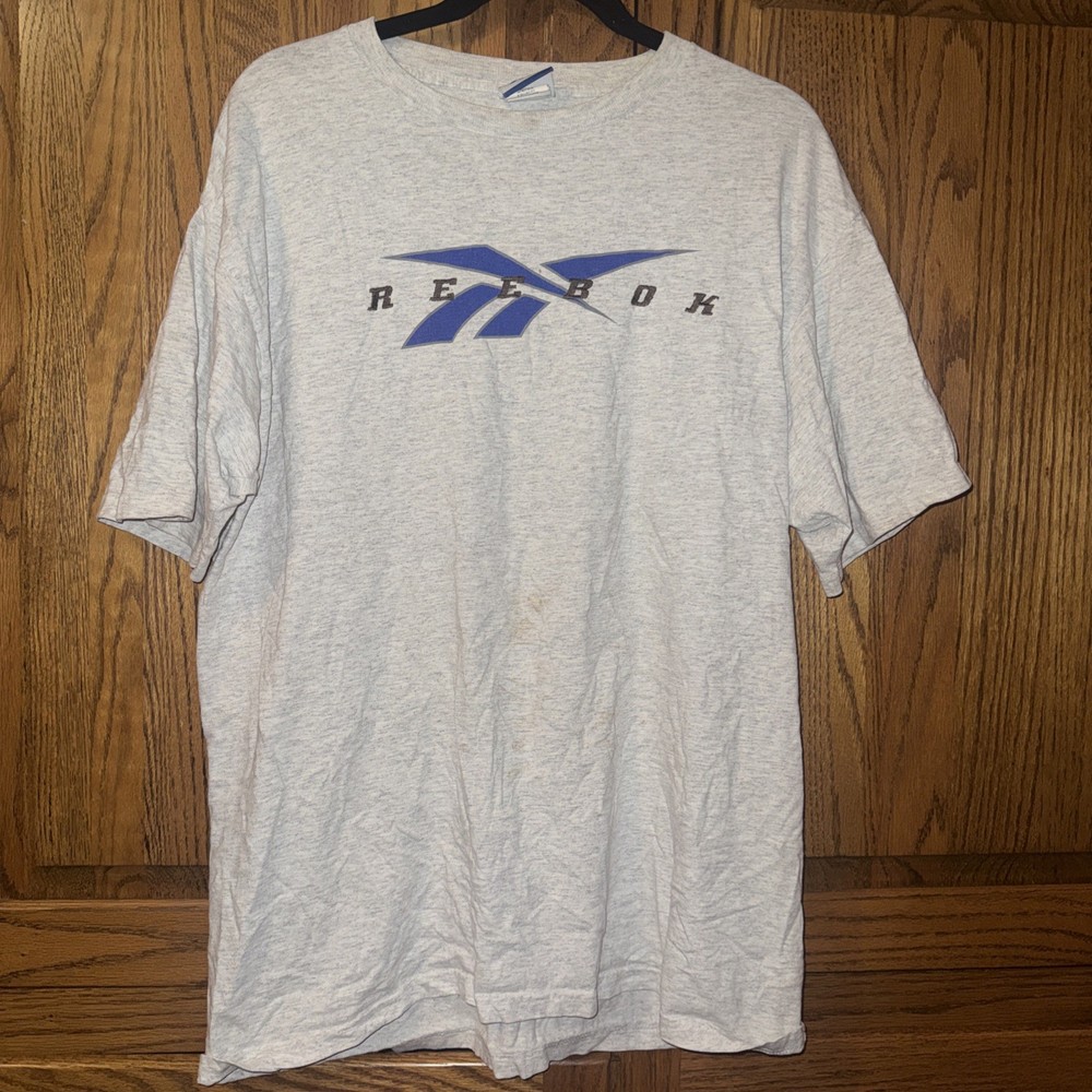 VINTAGE 90’s Reebok USA L embroidery Logo CLASSIC T SHIRT Gray