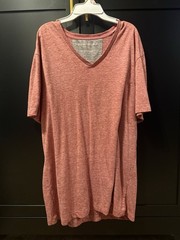 Banana Republic The Vintage T Men’s L Regular V-Neck Short Sleeve T-Shirt Red
