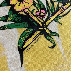 Vtg 1990s Macaw Parrot T Shirt Mens XL Yellow Acid Wash Dye Bird Animals 90s