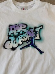 *BRAND NEW*Men Jordan 5 GRAPE 85 Crew Neck T-shirt White Sz Lrg IQ6557-100