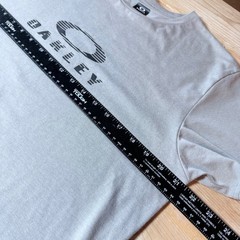 Oakley Hydrolix Mens Gray Graphic Logo Performance T-Shirt Regular Fit Size M