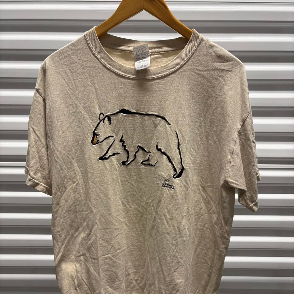 Unbranded Men’s Cream and Tan T-shirt