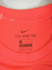 Nike The Nike Tee Men’s Dri-FIT Red Crew Neck Short Sleeve T-Shirt L Logo