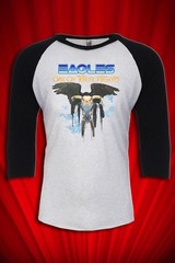 One of These Nights 1976 Vintage Tour jersey T-SHIRT Lyin’ Eyes