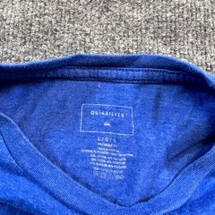 Quiksilver T-Shirt Men’s L Blue Cotton Spell-Out Logo Graphic Tee Surf Beach
