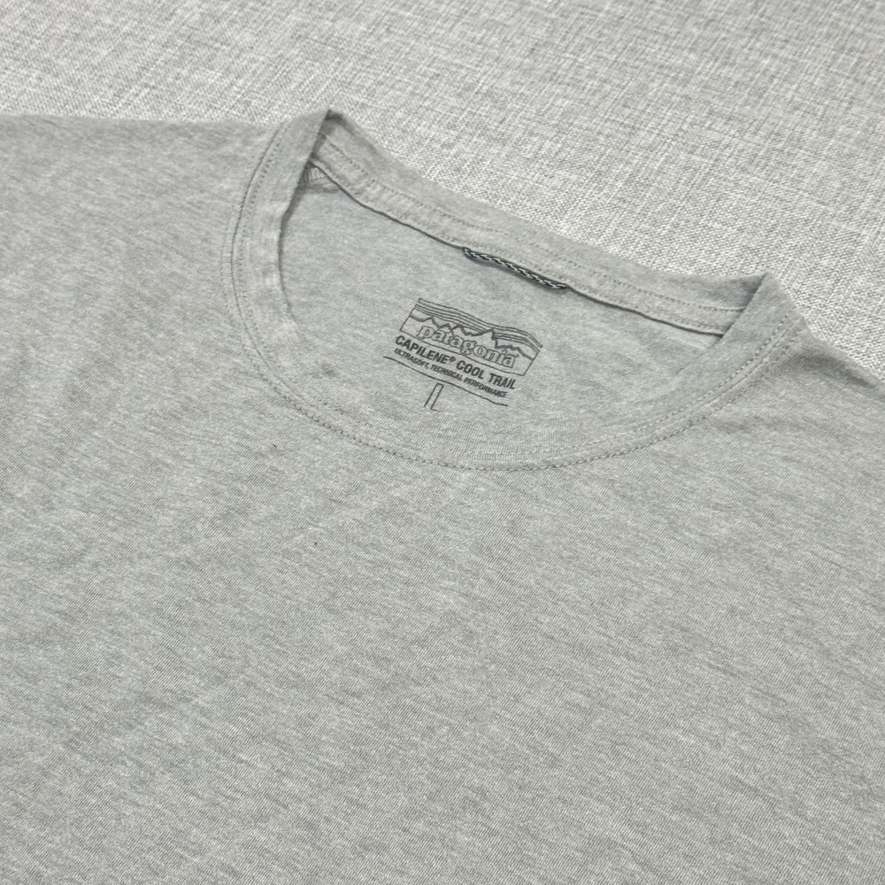 Patagonia Capilene Cool Trail T-Shirt Mens Large Gray Polyester Lightweight