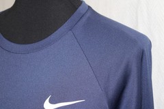Nike Swim Dri Fit Sz S Navy Blue Long Sleeve Pullover Rash Guard T-Shirt UPF 40+