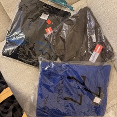 22 Mens Thermal , Variety Of Sizes And Colors, Individual Wrapped Ready To Sell