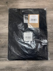 New in Bag Supreme The North Face Bandana Tee Black Large SS22