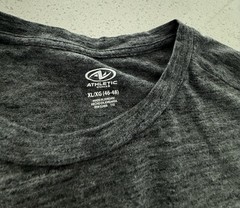 Athletic Works DriWorks Basic T-Shirt Mens XL Gray Long Sleeve Crew Neck Tee