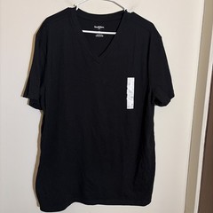 Goodfellow Set Of 2 T-shirts. 1 Taupe And 1 Black Size X-Large