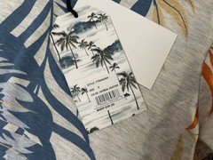 NWT Free Planet Lost in Paradise New Collection Men’s Small Tee Shirt