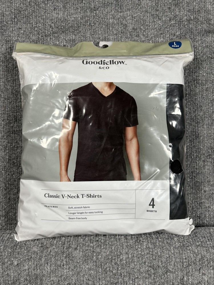Goodfellow & Co Men’s Classic V-Neck T-Shirts 4-Pack Black Size L 42/44