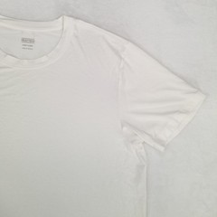 Uniqlo Heattech Men’s Large White T-Shirt Short Sleeve Crewneck Classic Casual