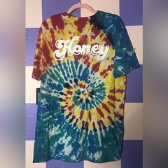 NWT Honey Honeycomb Tie-Dye Hive Design Tee – Size S