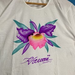 Vintage 60s Hawaii Tshirt Art Flower Floral Airbrush Medium Hawaiian Beach Retro
