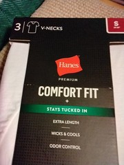 Hanes Men’s V neck T-shirt 3 pack White MENS SIZE SMALL COMFORT FIT NWT