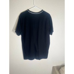 Kenneth Cole XL mens black T-Shirt-used good condition