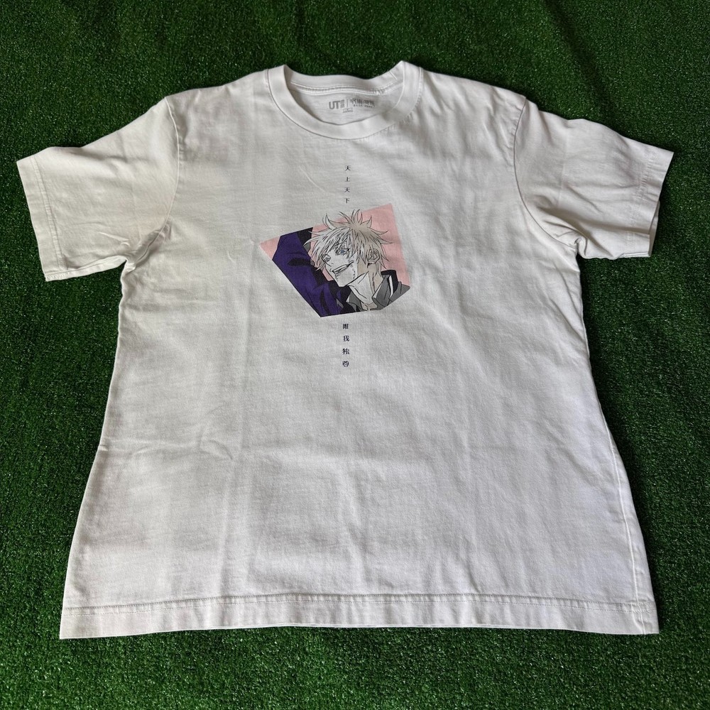 Uniqlo UT Jujutsu Kaisen Season 2 Japanese Anime T-Shirt Short Sleeve Size S