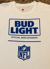 Bud Light Official Beer Sponsor Of The NFL Men’s White T-Shirt Size XL