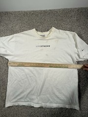 Vintage Nike Livestrong T Shirt Mens XL White Lance Armstrong Foundation