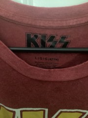 New Mens Kiss Greatest Hits Graphic Tshirt Size L (42 – 44)