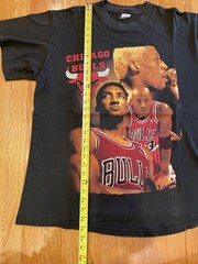 Vintage 90’s Chicago Bulls Rap Tee XXL TOP Single Stitch Hip Hop Jordan Rodman