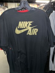 Jordan Retro 1 Gold Toe T Shirt
