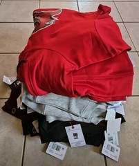 #NWT Mixed Lot of 24 Unisex Tee & College Sweat Shirts UCF, BCC & 1 Tampa Bay 🏈