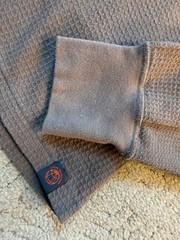 Free Planet Men’s Med Gray Long Sleeve Cropped Boxy Fit Textured T-shirt NWT