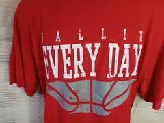 New Men’s XL Graphic Tee T-Shirt “Ballin Every Day” Basketball March Madness NBA