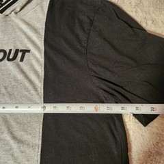 Distortion Mens Sz M Hooded T Shirt With “Clout ” Print Short Sleeve V Neck
