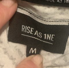 RISE AS 1NE White/Black Shirt w/Zippers High Low Shirt Medium Item #1161